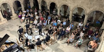Un concerto al Chiostro di San Francesco di Alghero